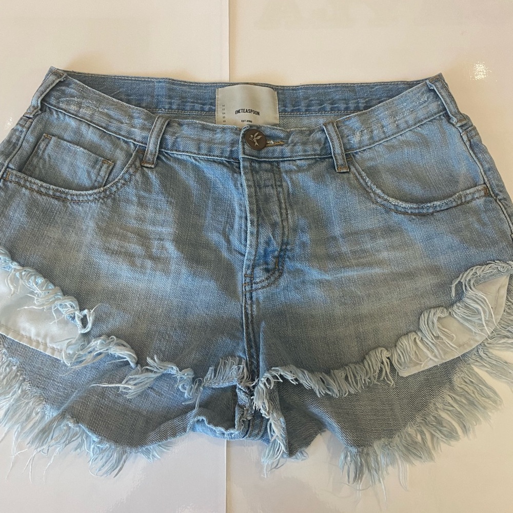 ONE TEASPOON jean shorts, size 28 waist, new but no tags